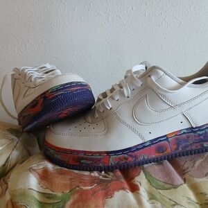 Nike White Sneakers without Box Size 9 Used